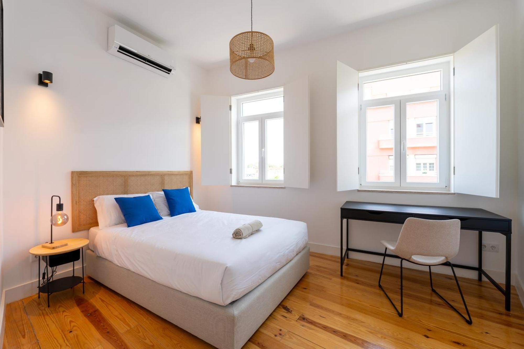 Apartment Sunny By Soulplaces
